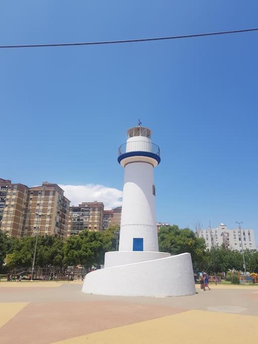 Apartamento Malaga 300 Metros De La Playa Kültér fotó